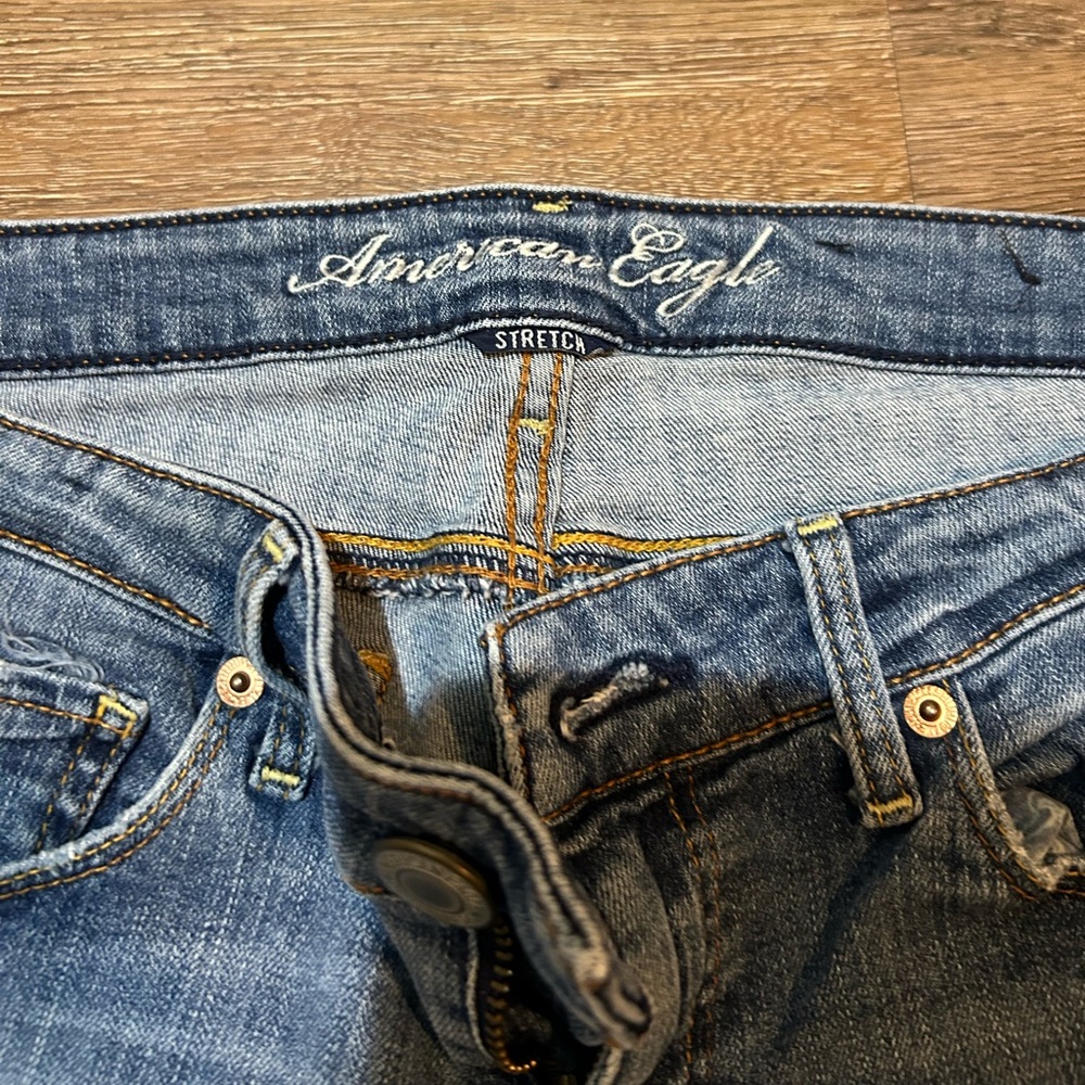 American Eagle Outfitters Skinny Distressed Jeans - Picture 4 of 9
